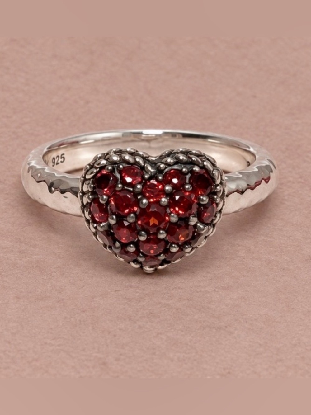 Jai by John Hardy Sterling Silver 925 Natural Garnet Pave Heart Hammered Ring